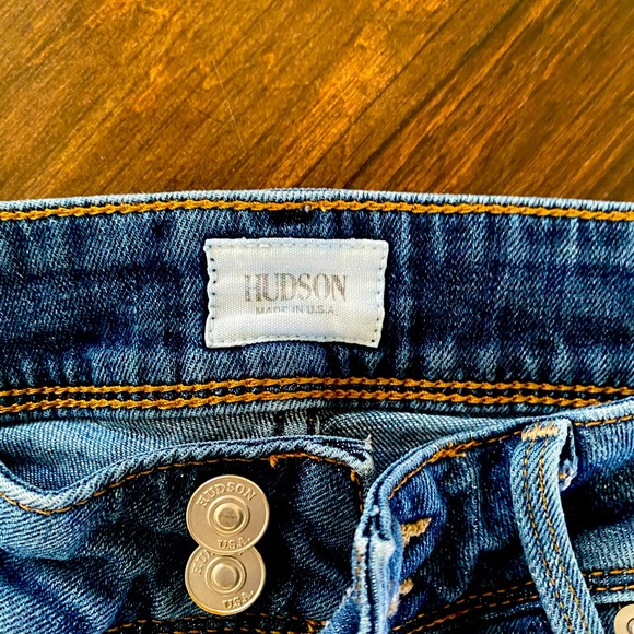 Hudson size 24 denim shorts. Great condition. - Picture 2 of 3